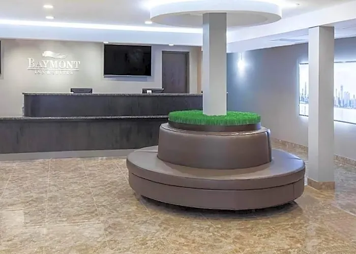 Baymont By Wyndham Hotel Glenview