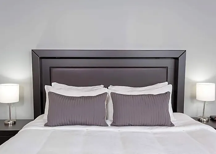 Hotel Baymont By Wyndham Glenview