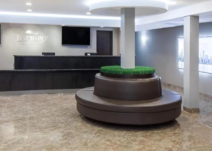 Baymont By Wyndham Hotel Glenview