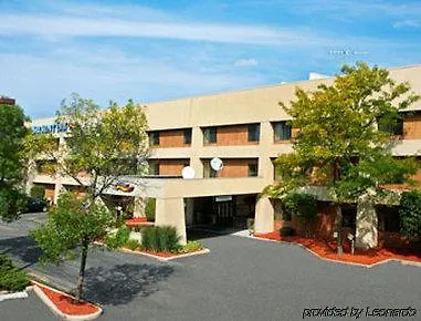 Baymont By Wyndham Hotel Glenview
